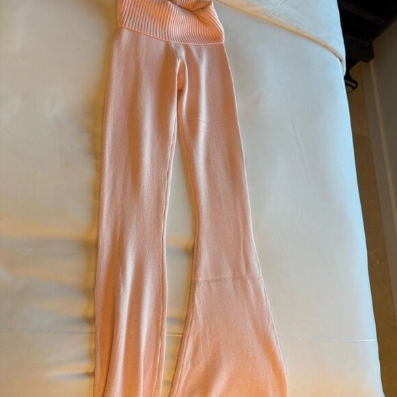 Edikted Desiree knitted low rise fold over pants and top - Picture 2 of 3